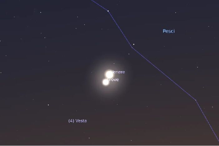 Il sorpasso di Venere al Re dei pianeti