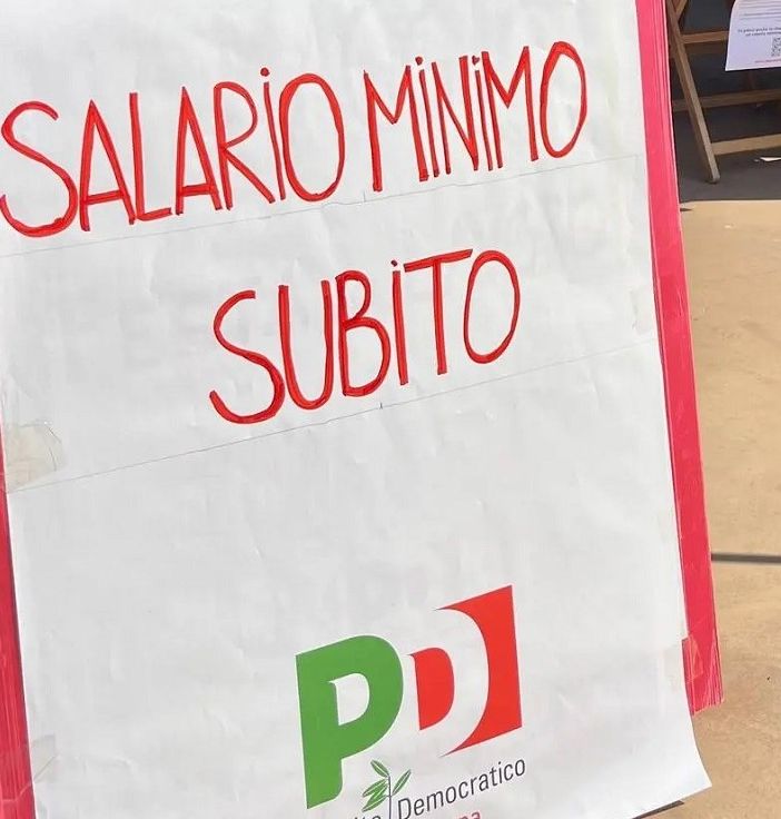 Il Pd VdA raccoglie le firme per il salario minimo