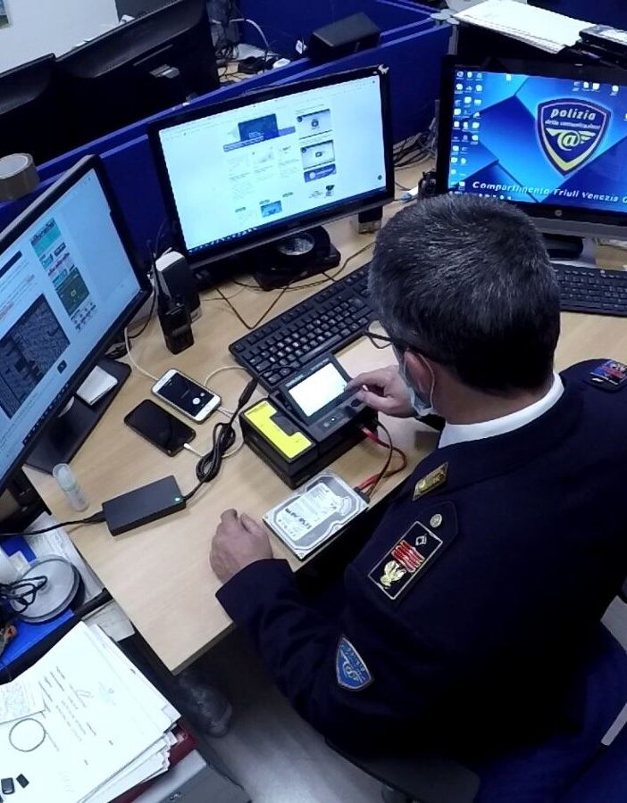 Aumentati anche in Valle i minori vittime di reati sessuali online
