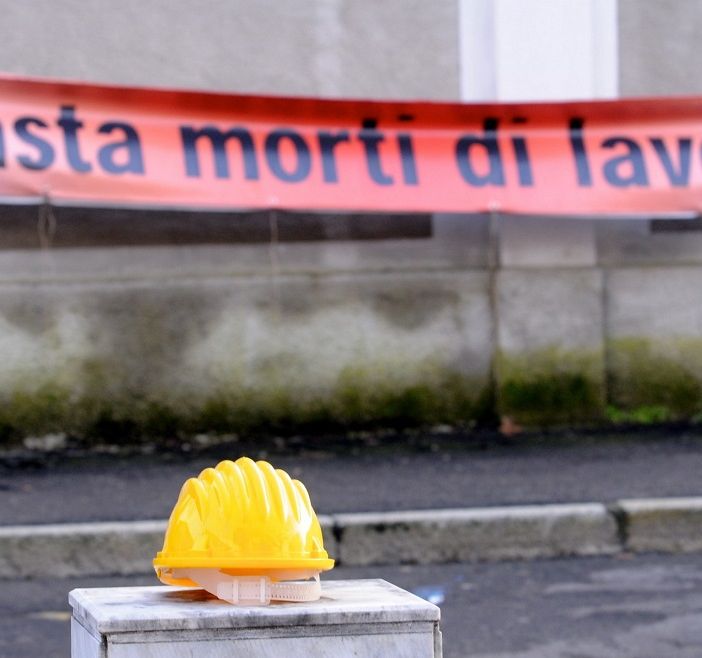 'Basta morti nei luoghi di lavoro', presidio mercoledi di fronte al Tribunale di Aosta