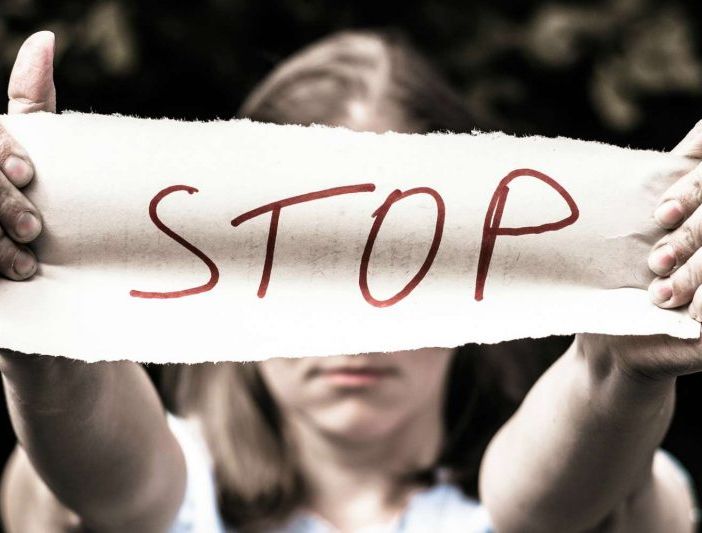 Femminicidio: Pcp, 'nasce da deliri patriarcali'; PlA, 'insieme lo sconfiggiamo'