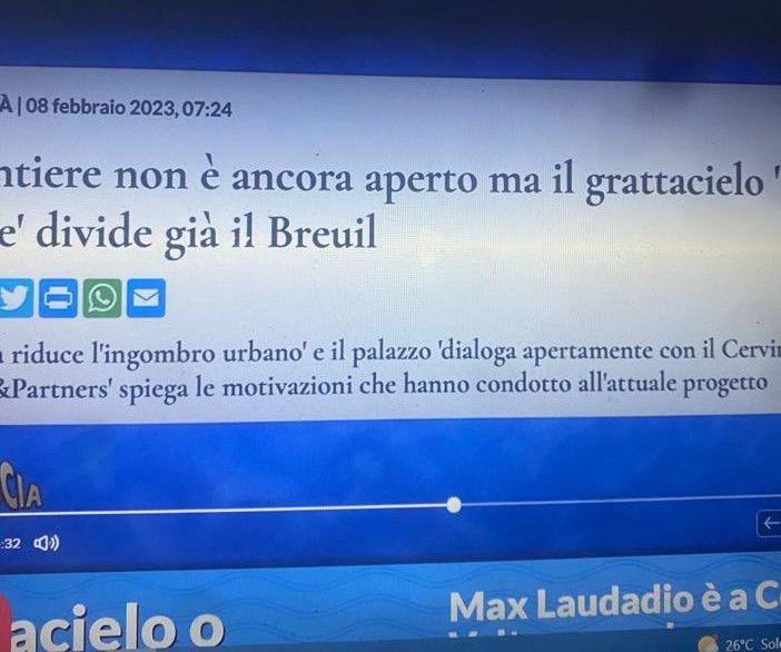 Il 'caso The Stone' finisce su Striscia la Notizia, a Cervinia l'inviato Laudadio