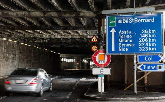 Lavori al Tunnel G.S. Bernardo; mancano documenti e 'salta' il cda urgente di Sisex