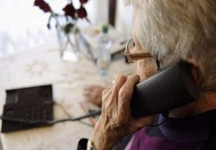 'Suo nipote ha avuto un incidente e ha bisogno di soldi' ma è una truffa tornata in Valle