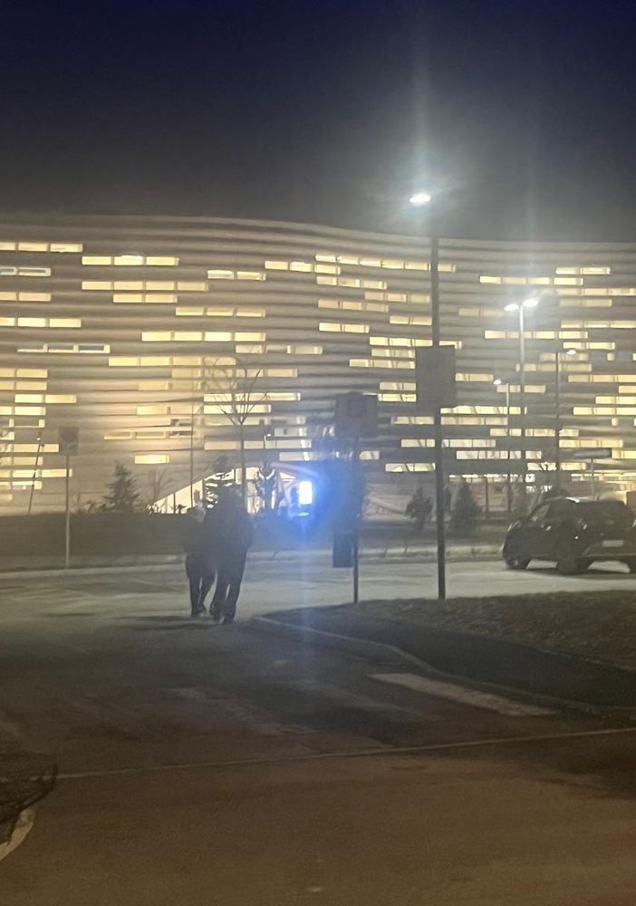 Duecento studenti chiedono parcheggi gratuiti vicino all'UniVdA