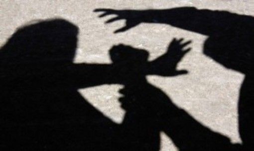 Candidati alle Camere, fate qualcosa contro gli uomini che picchiano le donne