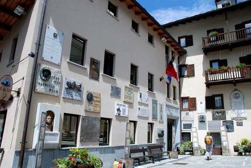 Valtournenche rende onore al fante Abele Secondo Tamone