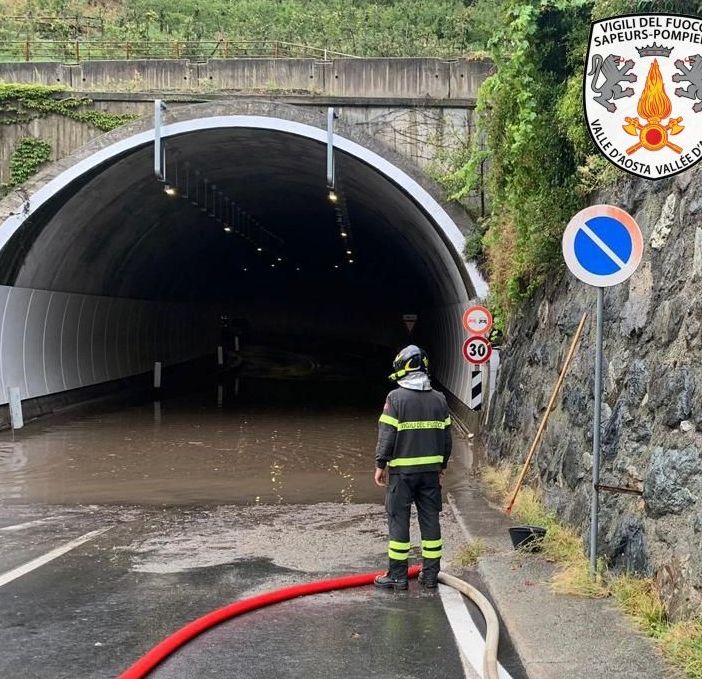 Allagato il sottopasso di Variney a Gignod
