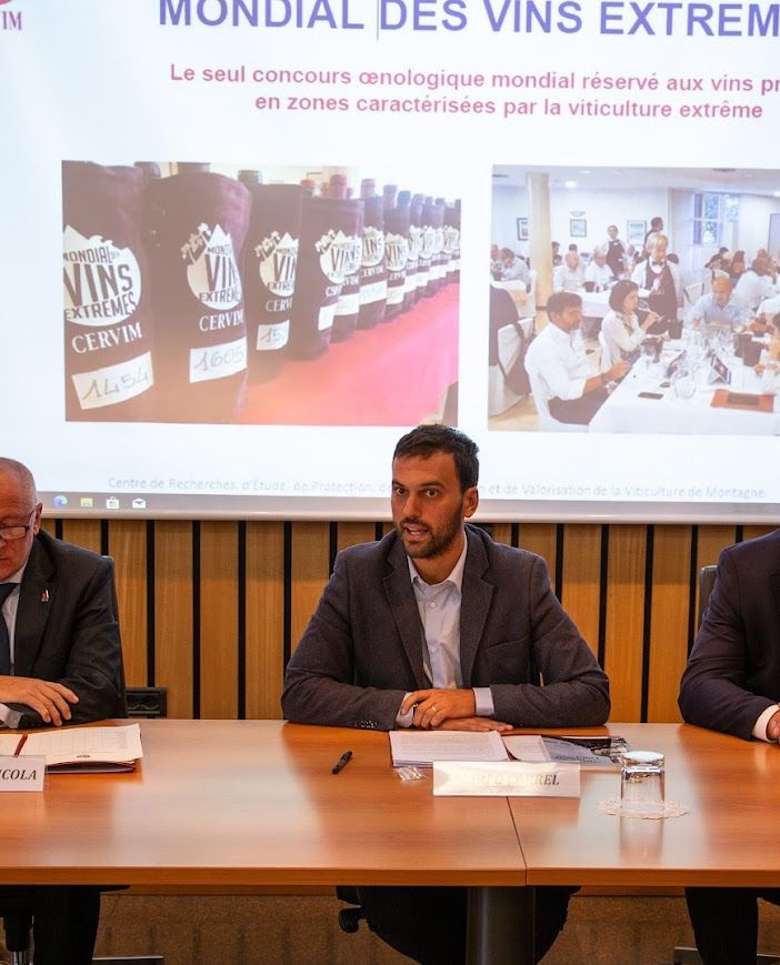 Da sn Nicola Abbrescia, Marco Carrel e Alberto Levi