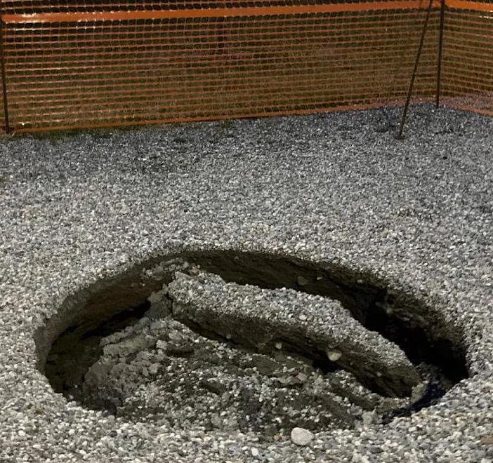 La voragine apertasi nell'area dell'Università della Valle d'Aosta