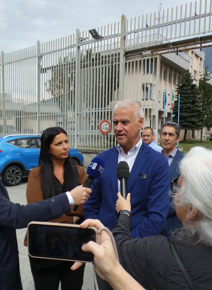 Ministro Zangrillo, 'carcere di Brissogne in evoluzione virtuosa pur con difficoltà'