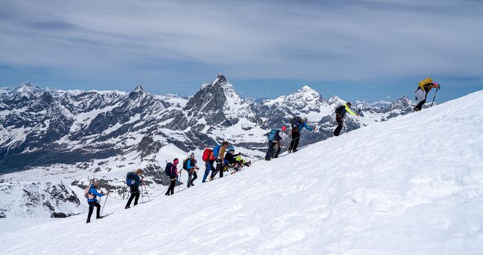 Gli ideatori di Alpinisti InSuperAbili' con i bambini di Valtournenche Gli ideatori di Alpinisti InSuperAbili' con i bambini di Valtournenche