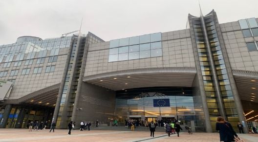 Finaosta cerca studenti valdostani per tirocinio negli uffici di Bruxelles Finaosta cerca studenti valdostani per tirocinio negli uffici di Bruxelles