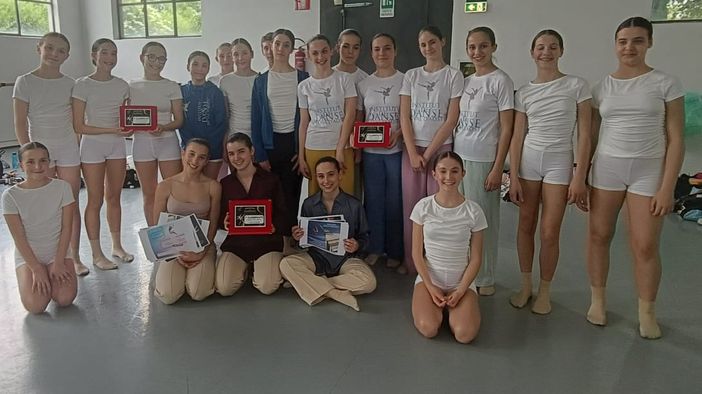 L’Institut de Danse VdA vince il concorso internazionale 'Primavera Vien Danzando' L’Institut de Danse VdA vince il concorso internazionale 'Primavera Vien Danzando'