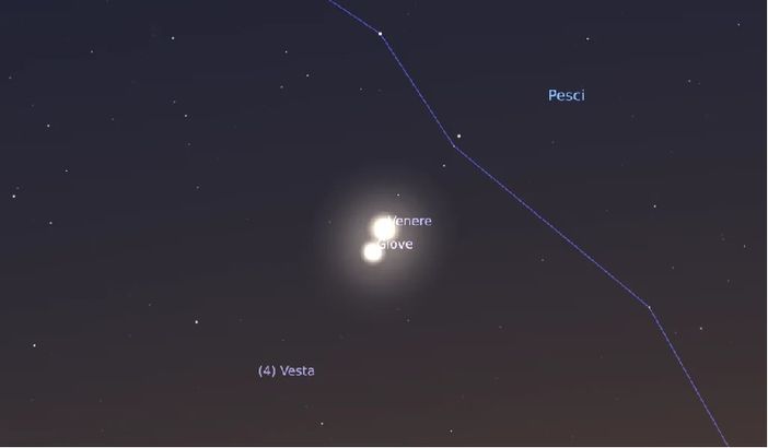 Il sorpasso di Venere al Re dei pianeti