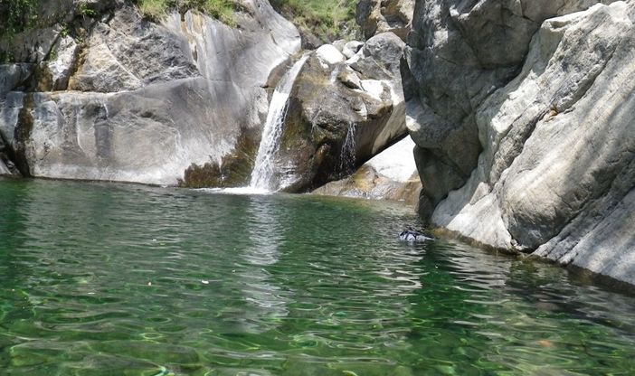 Champdepraz, il giallo del torrente Chalamy: concessione di pesca nel mirino Champdepraz, il giallo del torrente Chalamy: concessione di pesca nel mirino