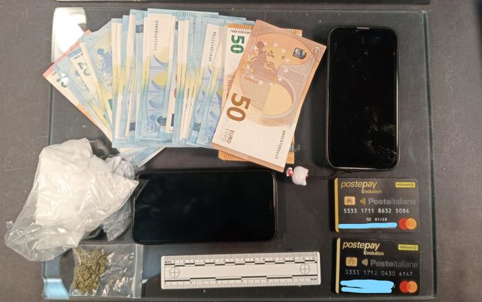 Spaccio di cocaina e hashish, due arresti ad Aosta