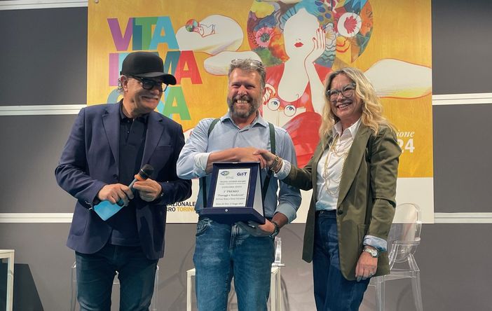 Franz Rossi ritira il premio a Salone del Libro