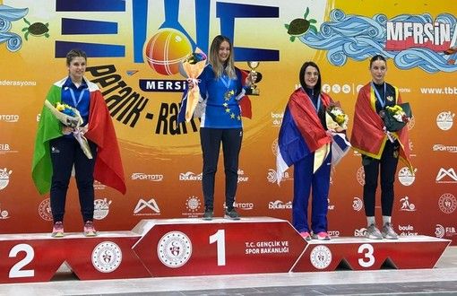 Bocce: Nathalie Gamba campionessa europea, la sorella Gaia è bronzo Bocce: Nathalie Gamba campionessa europea, la sorella Gaia è bronzo