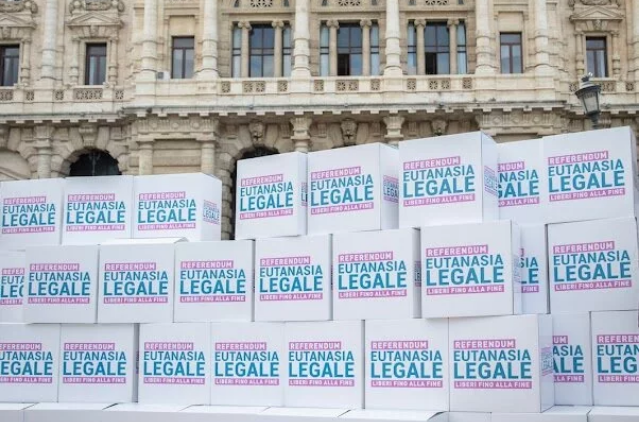 Comitato eutanasia legale VdA, 'una scelta libera e un diritto sacrosanto' Comitato eutanasia legale VdA, 'una scelta libera e un diritto sacrosanto'