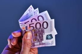 Bonus 500 euro, estensione al personale educativo del Convitto 'F. Chabod'