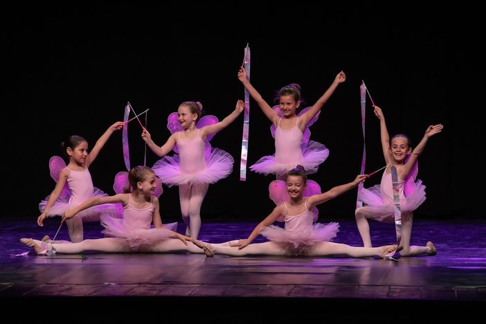 'Sold out' al Giacosa per il saggio-spettacolo dell’Institut de Danse