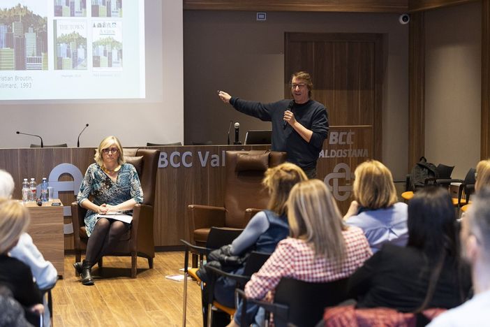 Una conferenza di The First Thurdsay (photo credit Moreno Vignolini)