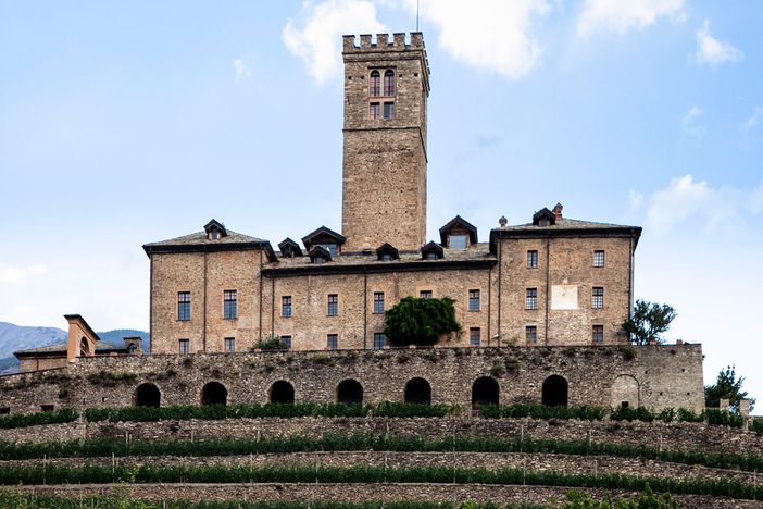 Sarre, al Castello Reale arrivano Iacchetti e Manera Sarre, al Castello Reale arrivano Iacchetti e Manera