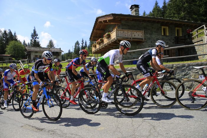 Lo sport motore di promozione turistica e sviluppo sociale Lo sport motore di promozione turistica e sviluppo sociale