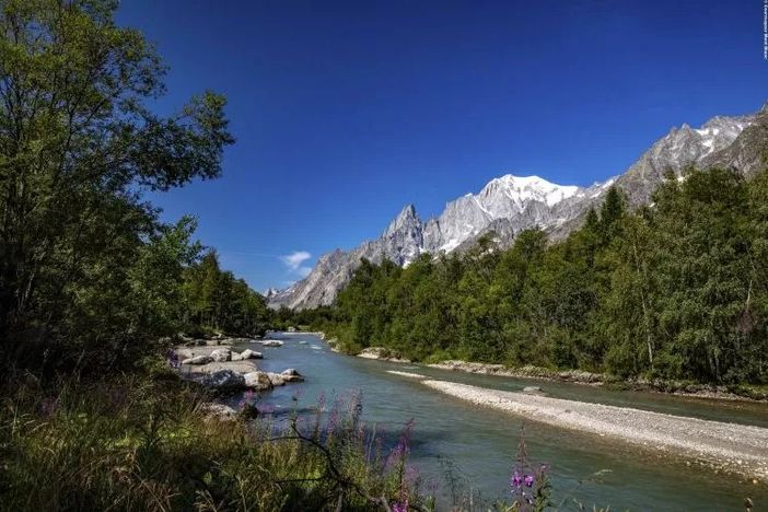 Courmayeur, riaprono le strade di Val Ferret e Val Veny