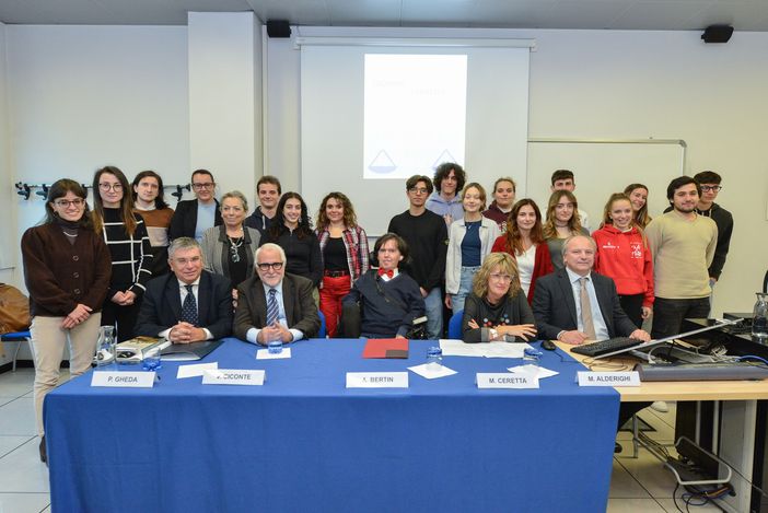 Conoscenza e formazione, così i giovani diventano ambasciatori della legalità Conoscenza e formazione, così i giovani diventano ambasciatori della legalità
