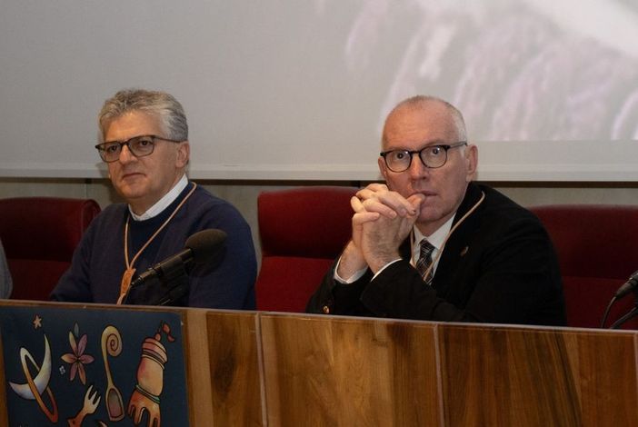 Il Presidente della Giunta, Renzo Testolin (a dx) assieme al vice, Luigi Bertschy Il Presidente della Giunta, Renzo Testolin (a dx) assieme al vice, Luigi Bertschy