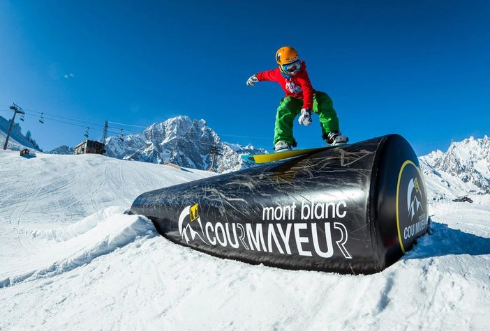 Snowboard, a Mariotti e Colombo lo Slope style di Courmayeur Snowboard, a Mariotti e Colombo lo Slope style di Courmayeur