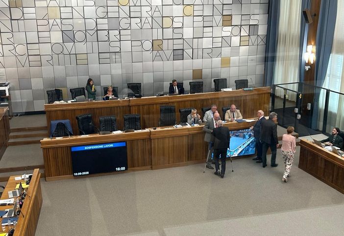 Consiglio Valle, tre giorni d'Aula con 72 punti all'ordine del giorno