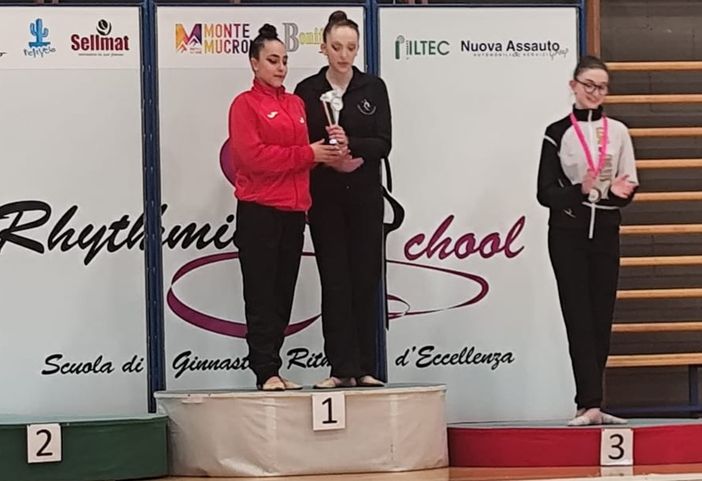Ritmica: Matilde Lo Verso sul podio 'Junior 2' di Candelo