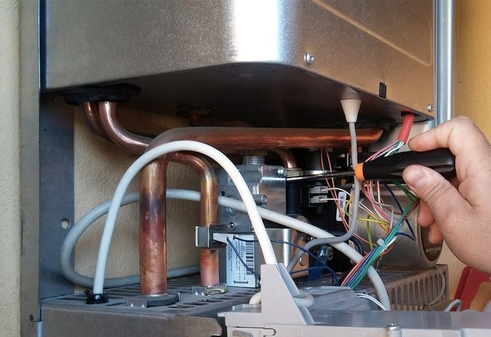 Aosta, guasto a centrale termica, condomini al freddo al quartiere Cogne