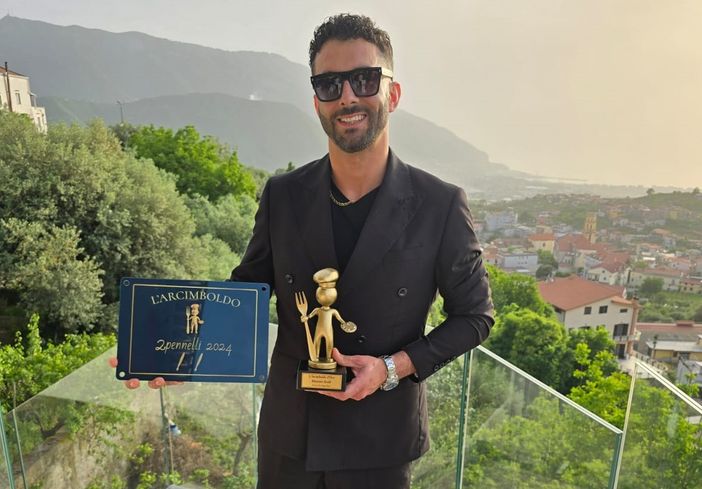 A Maurizio Saulle i 'Due pennelli 2024' dell'Arcimboldo d'Oro; premiata la qualità della Pizzeria iSaulle a Quart