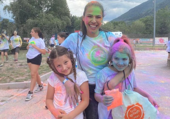 Divertimento, sport e tanti sorrisi all'Holi Splash run del 2023 (cliccare sull'immagine per avviare la minigallery) Divertimento, sport e tanti sorrisi all'Holi Splash run del 2023 (cliccare sull'immagine per avviare la minigallery)