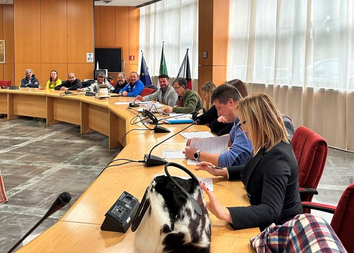 Una seduta del Consiglio comunale di Valtournenche