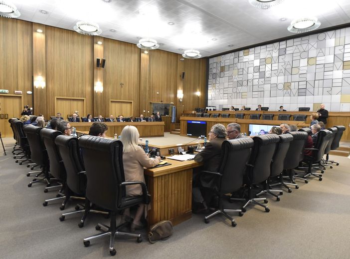 Paritetica, Consiglio Valle conferma Randazzo, Marguerettaz e Nunziata