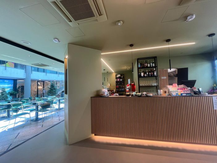 Autoporto a Pollein, il Caffè Agorà 'va a gonfie vele' Autoporto a Pollein, il Caffè Agorà 'va a gonfie vele'