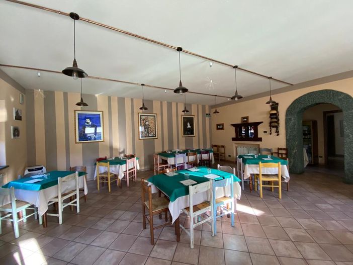 La sala ristorante de Lo Bistrot (cliccare sull'immagine per avviare la gallery)