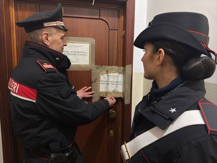 Favoreggiamento della prostituzione, una denuncia e un alloggio sequestrato a St-Vincent Favoreggiamento della prostituzione, una denuncia e un alloggio sequestrato a St-Vincent