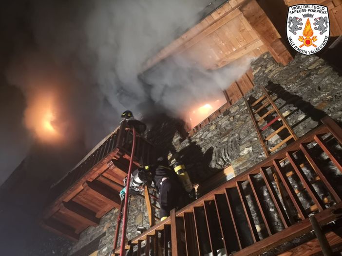 A fuoco una casa a Saint-Christophe A fuoco una casa a Saint-Christophe