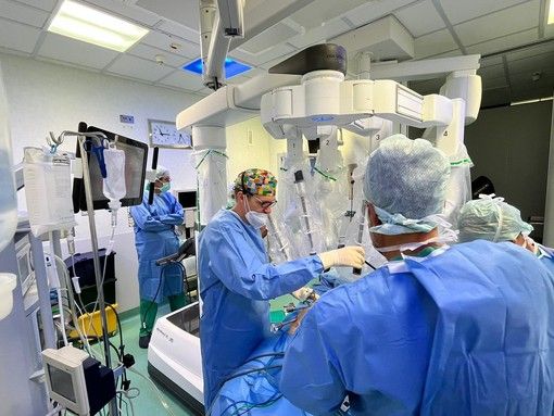 Rimossa protesi andrologica con chirurgia innovativa al 'Parini' di Aosta