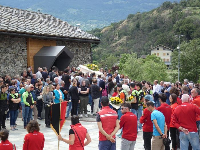 'Jean Daniel ed Elisa vi guardano e vi chiedono di continuare a essere ciò che loro hanno amato'