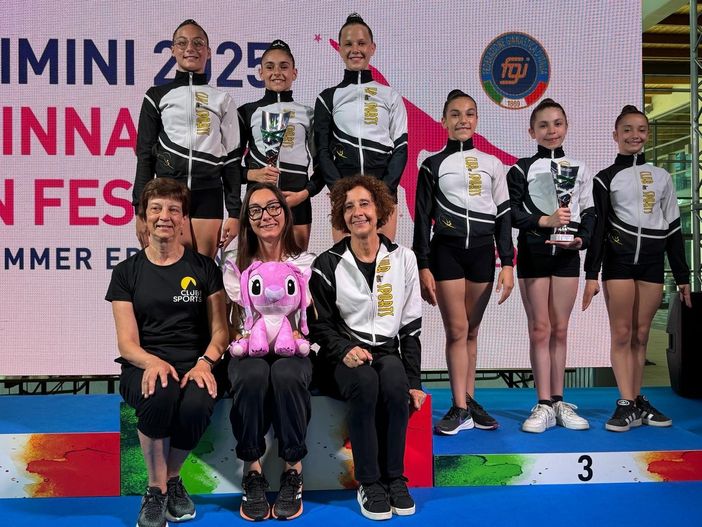 Le ginnaste del Club des Sports brillano a Rimini Le ginnaste del Club des Sports brillano a Rimini