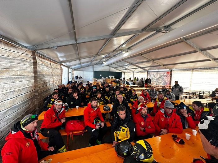 Soccorso alpino valdostano pronto per la CdM (cliccare sull'immagine per avviare la gallery)