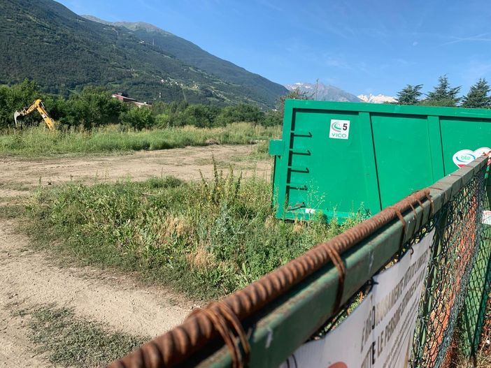 Aosta, fermi da nove mesi i lavori di Vico srl alla 'tangenziale' del quartiere Dora Aosta, fermi da nove mesi i lavori di Vico srl alla 'tangenziale' del quartiere Dora