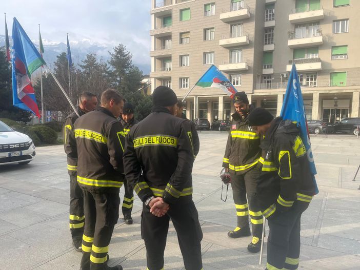 Vigili del fuoco, sulla nuova legge la Giunta non cede nonostante la protesta